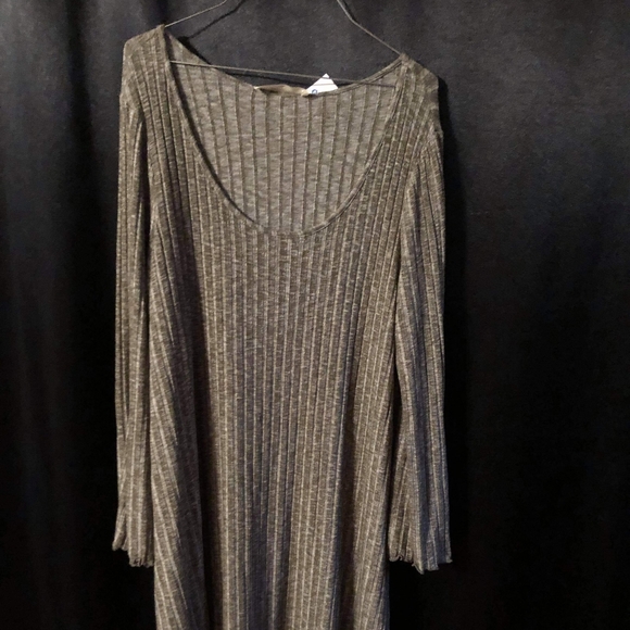 A'Beautiful Soul Long Sleeved Dress - Picture 1 of 7